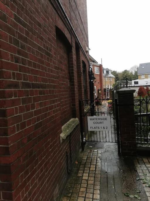 Modern 2 Bedroom Flat By Dover Port, Castle& Sea! Exterior foto
